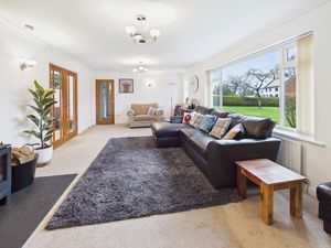 Lounge- click for photo gallery